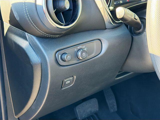 new 2025 Chevrolet Blazer car, priced at $33,299