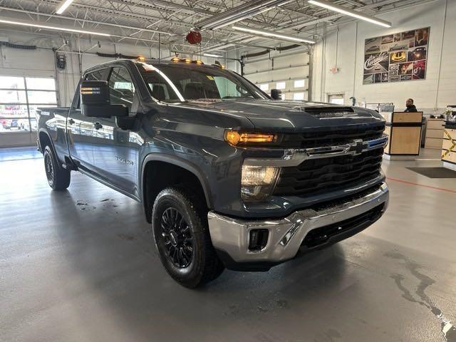 new 2025 Chevrolet Silverado 3500 car, priced at $62,110