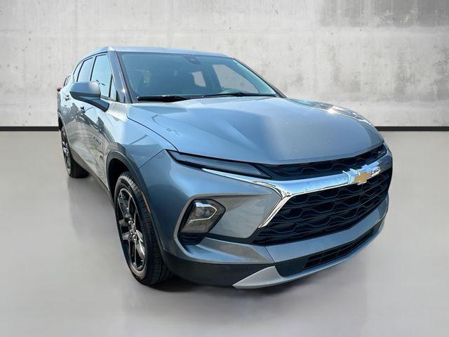 new 2025 Chevrolet Blazer car, priced at $29,500