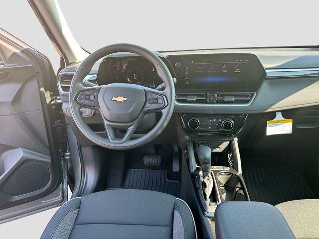 new 2026 Chevrolet TrailBlazer car, priced at $27,005