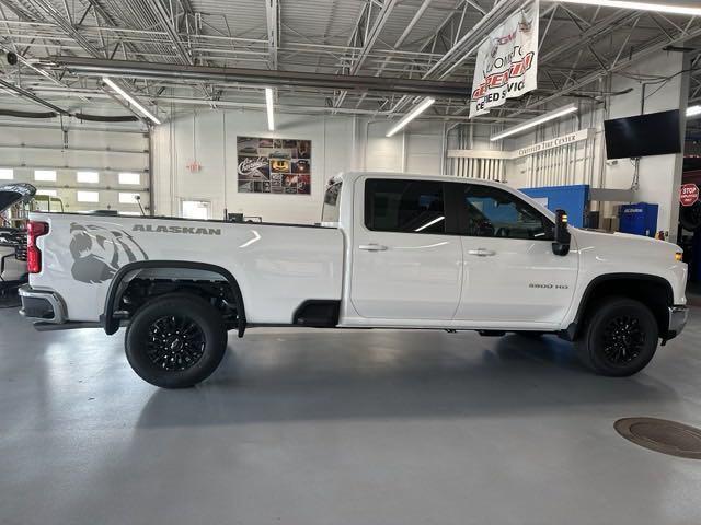 new 2025 Chevrolet Silverado 3500 car, priced at $60,998