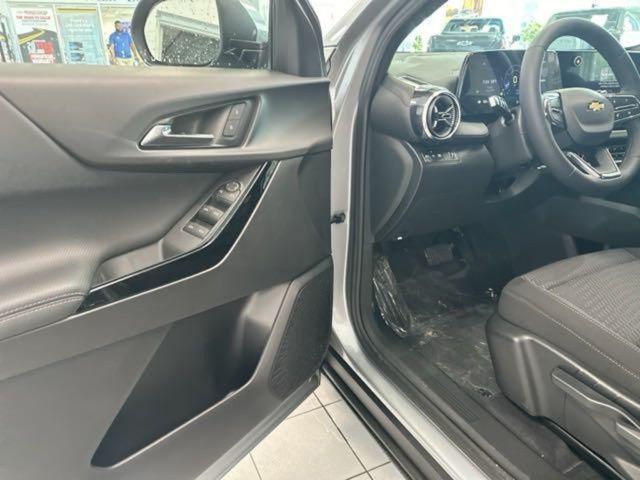 new 2026 Chevrolet Equinox car, priced at $29,251