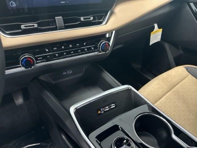 new 2025 Chevrolet Equinox car, priced at $31,395