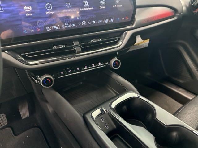 new 2025 Chevrolet Equinox EV car, priced at $38,100