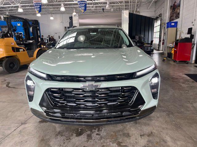 new 2025 Chevrolet Trax car, priced at $26,335