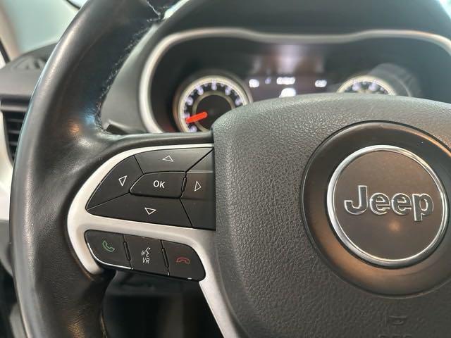 used 2015 Jeep Cherokee car, priced at $14,549