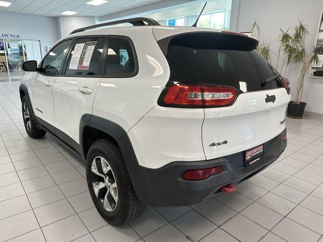 used 2015 Jeep Cherokee car, priced at $14,549