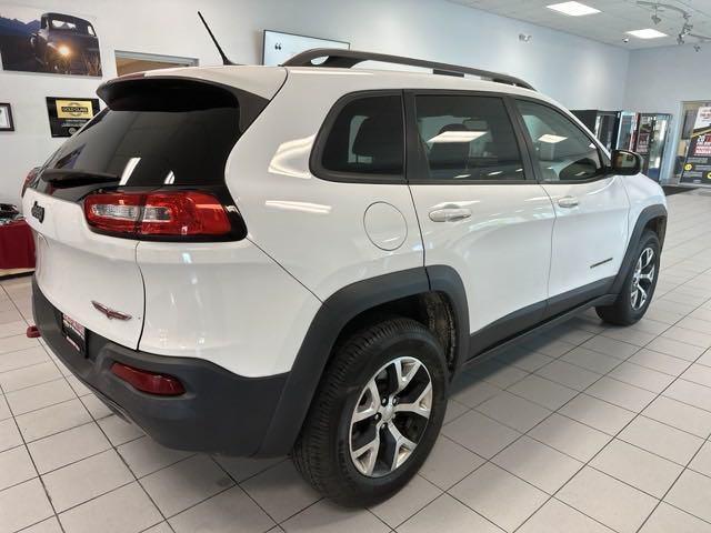 used 2015 Jeep Cherokee car, priced at $14,549