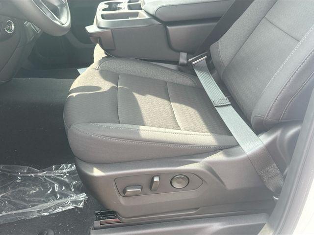 new 2024 Chevrolet Silverado 1500 car, priced at $35,995