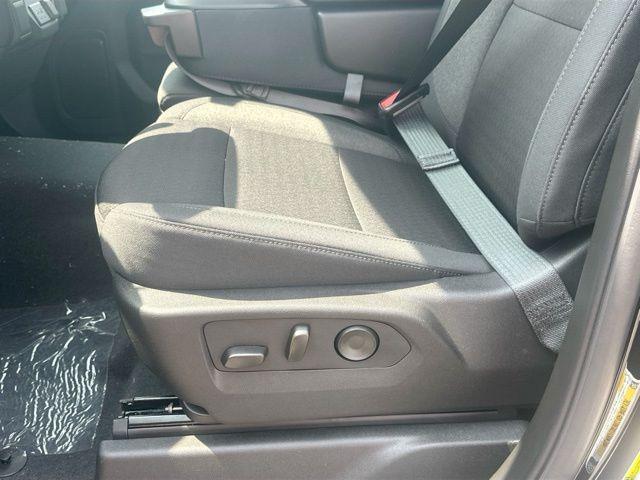 new 2025 Chevrolet Silverado 1500 car, priced at $36,989