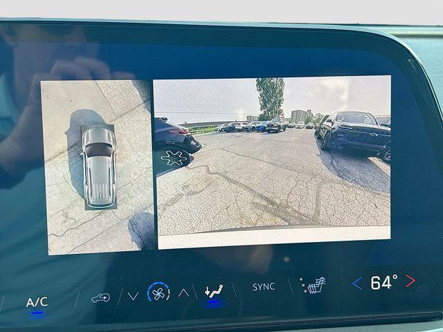 new 2025 Chevrolet Traverse car, priced at $46,395