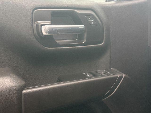 new 2024 Chevrolet Silverado 1500 car, priced at $33,975