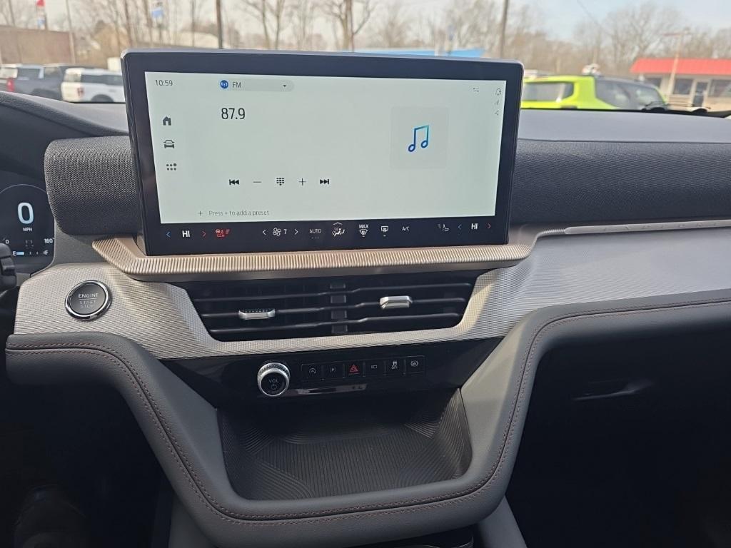 new 2025 Ford Explorer car, priced at $48,555