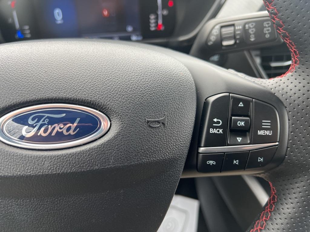 used 2024 Ford Escape car, priced at $30,363