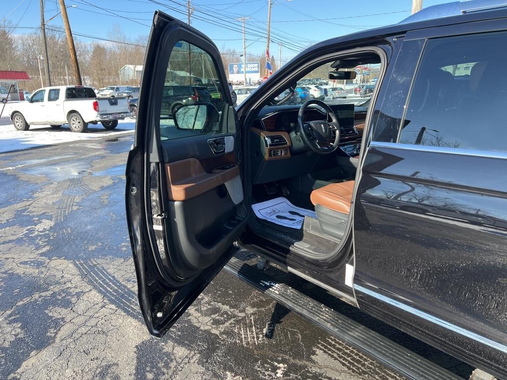 used 2023 Lincoln Navigator L car, priced at $73,700