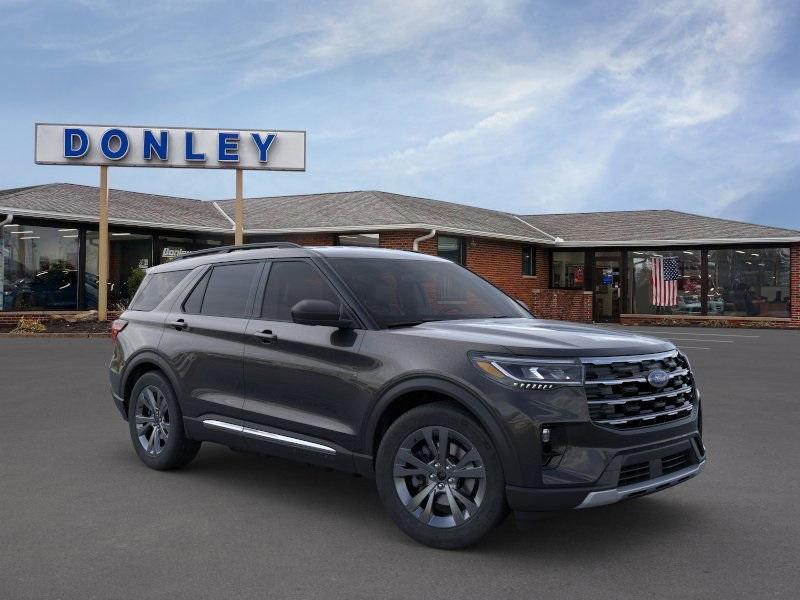 new 2025 Ford Explorer car, priced at $45,812