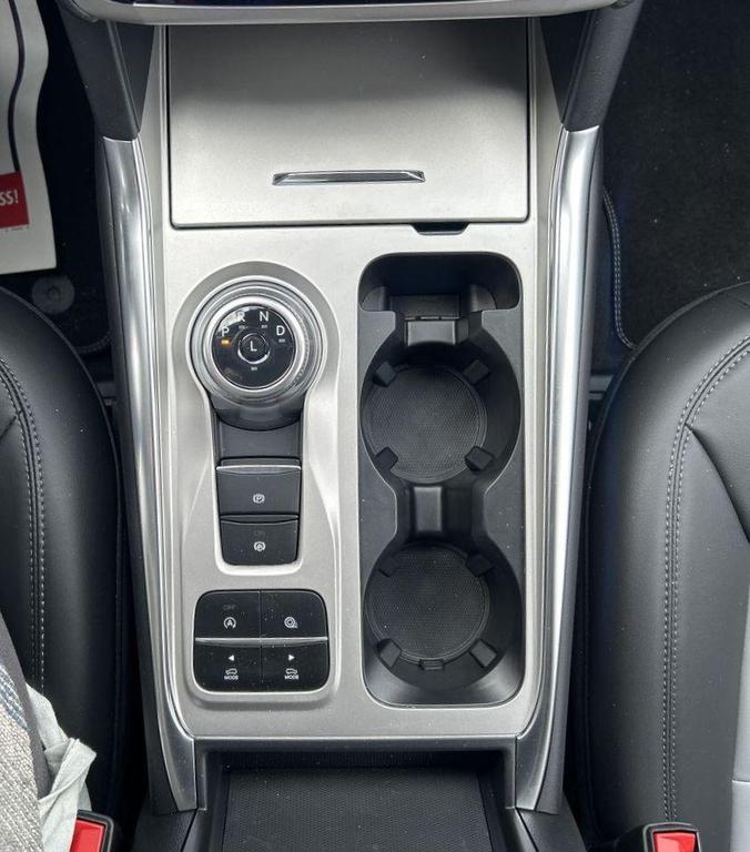 new 2024 Ford Explorer car, priced at $38,820