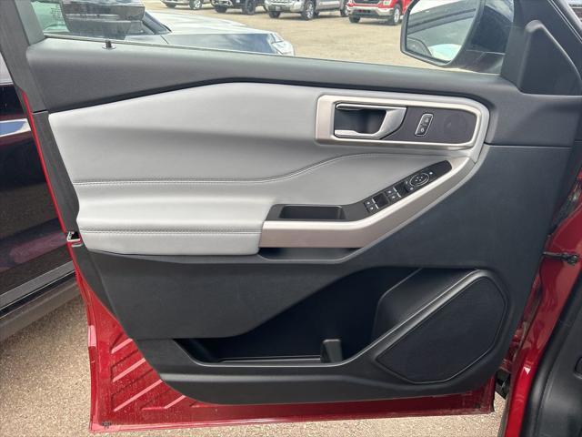new 2024 Ford Explorer car, priced at $41,820