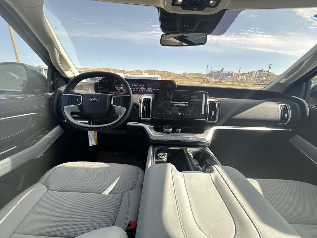 new 2025 Ford Expedition Max car, priced at $85,215