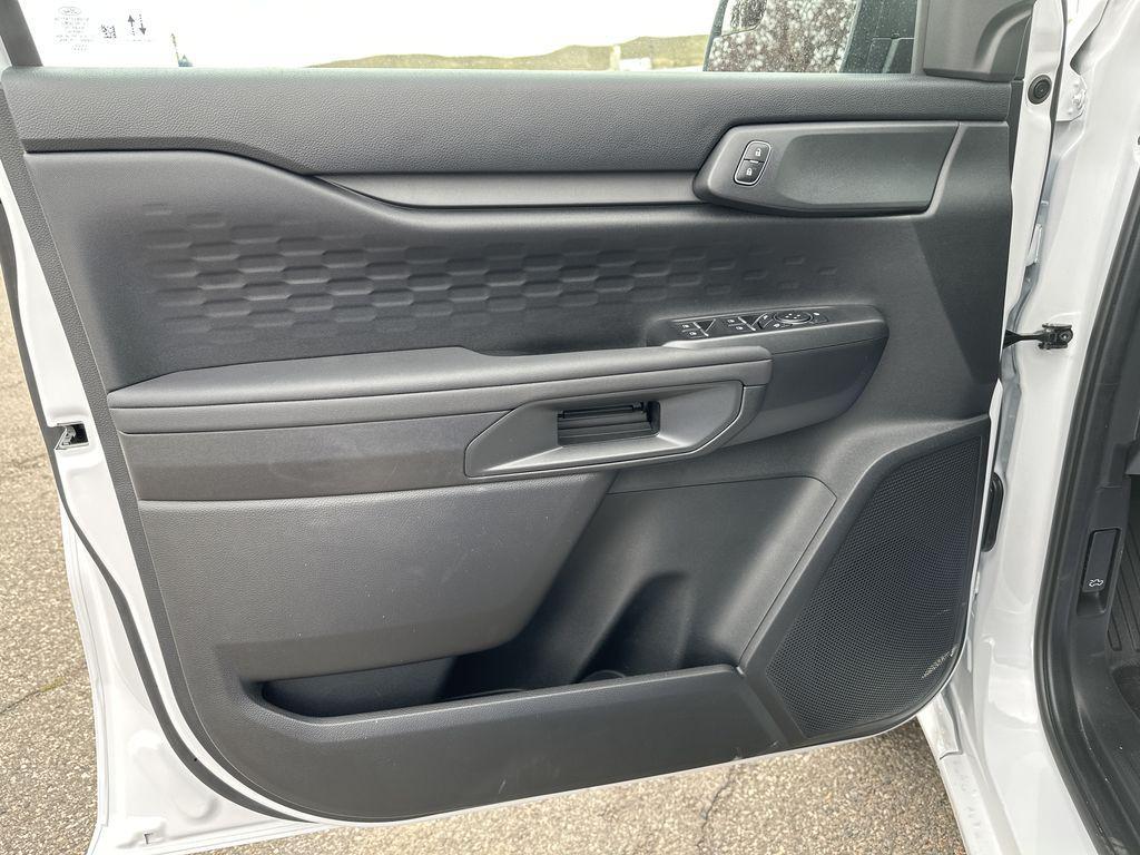 new 2025 Ford Ranger car, priced at $35,995
