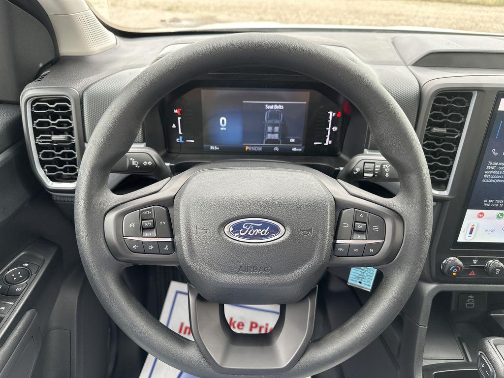new 2025 Ford Ranger car, priced at $35,995