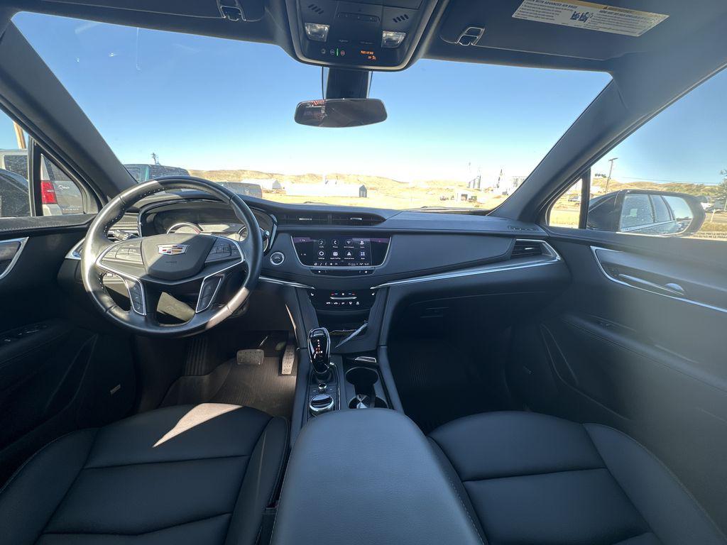 used 2024 Cadillac XT5 car, priced at $37,325