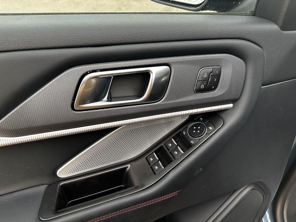 new 2025 Ford Explorer car, priced at $61,140