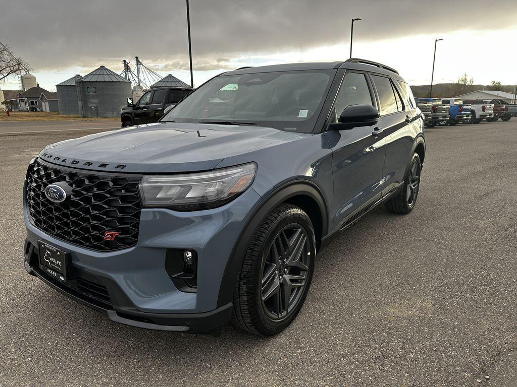 new 2025 Ford Explorer car, priced at $61,140
