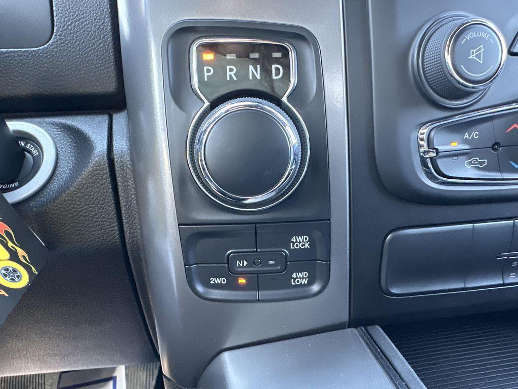 used 2022 Ram 1500 Classic car, priced at $35,289