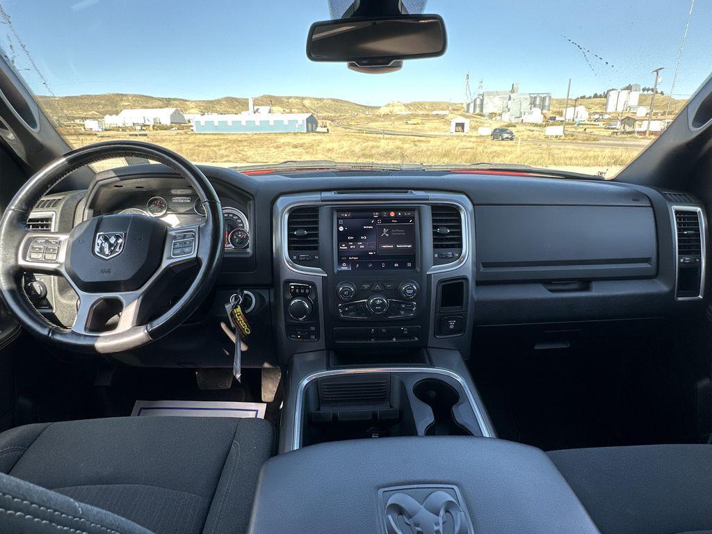 used 2022 Ram 1500 Classic car, priced at $35,289