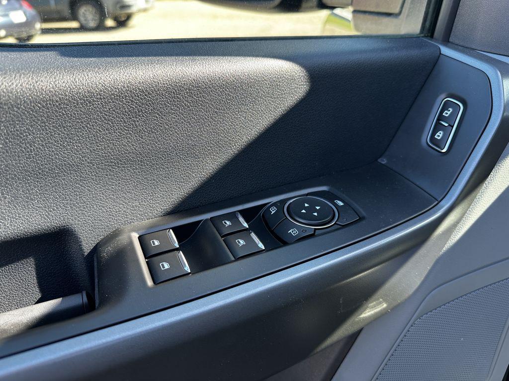 new 2025 Ford F-250 car, priced at $68,420