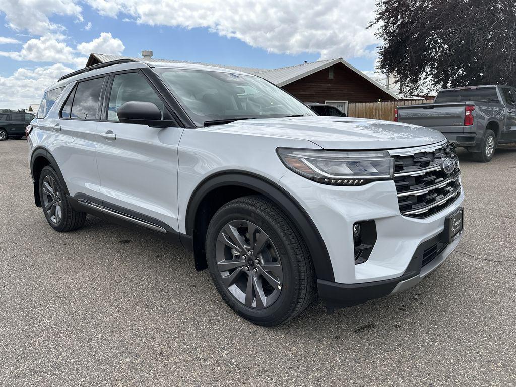 new 2025 Ford Explorer car, priced at $50,195