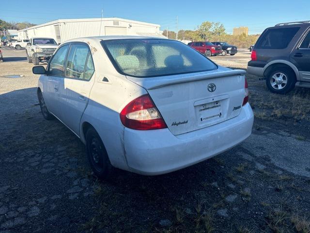 used 2002 Toyota Prius car, priced at $5,500