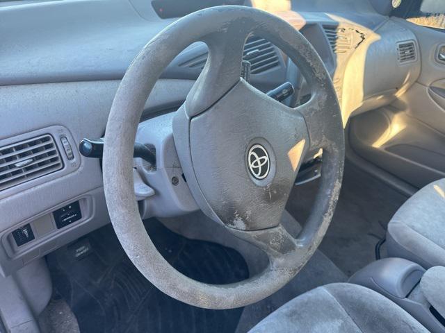 used 2002 Toyota Prius car, priced at $5,500