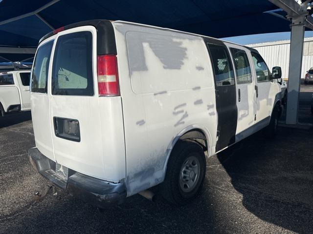 used 2005 Chevrolet Express 2500 car, priced at $5,488