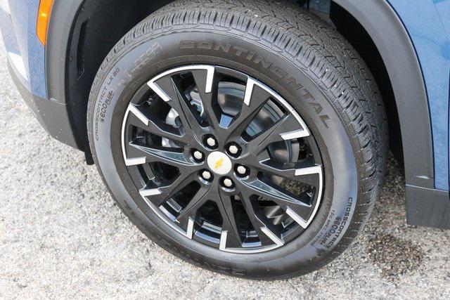 new 2025 Chevrolet Traverse car