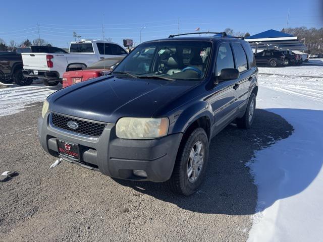 used 2004 Ford Escape car, priced at $2,500