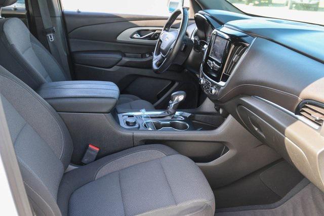 used 2022 Chevrolet Traverse car, priced at $23,500