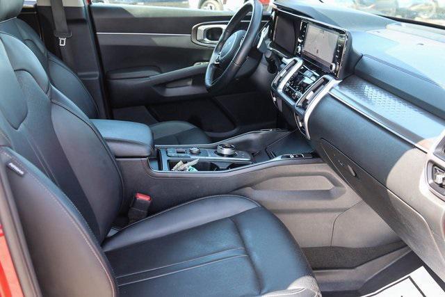 used 2022 Kia Sorento Hybrid car, priced at $19,988