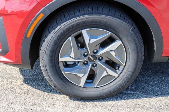 used 2022 Kia Sorento Hybrid car, priced at $19,988