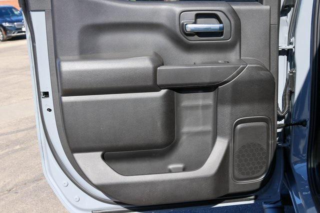 new 2025 Chevrolet Silverado 1500 car, priced at $46,702