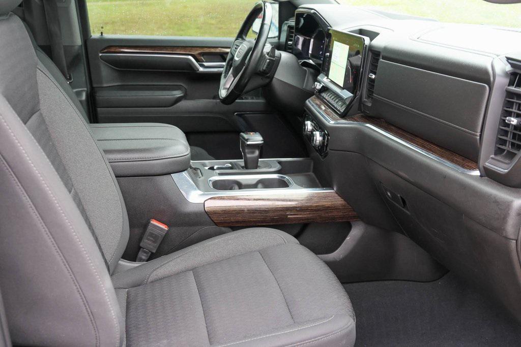 used 2023 GMC Sierra 1500 car, priced at $39,988