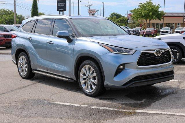 used 2021 Toyota Highlander car, priced at $26,488
