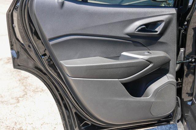 new 2025 Chevrolet Trax car, priced at $26,470