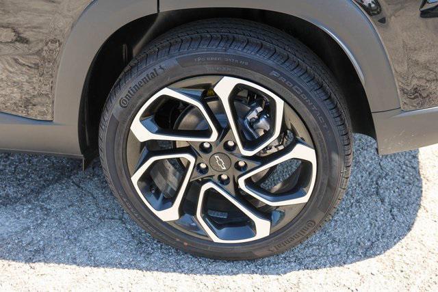new 2025 Chevrolet Trax car, priced at $26,470