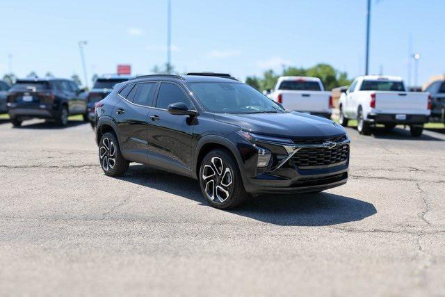 new 2025 Chevrolet Trax car, priced at $26,470