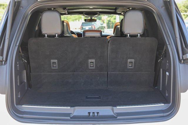 used 2022 Lincoln Navigator car, priced at $46,500
