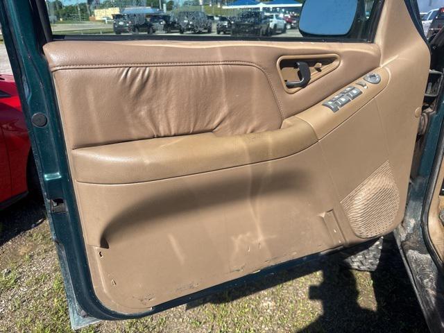 used 1997 Chevrolet Blazer car, priced at $6,000