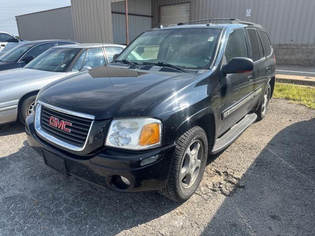 used 2005 GMC Envoy car, priced at $5,000