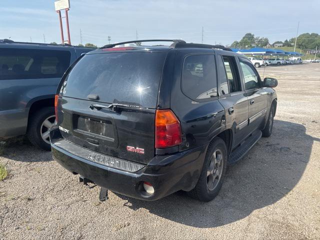 used 2005 GMC Envoy car, priced at $5,000